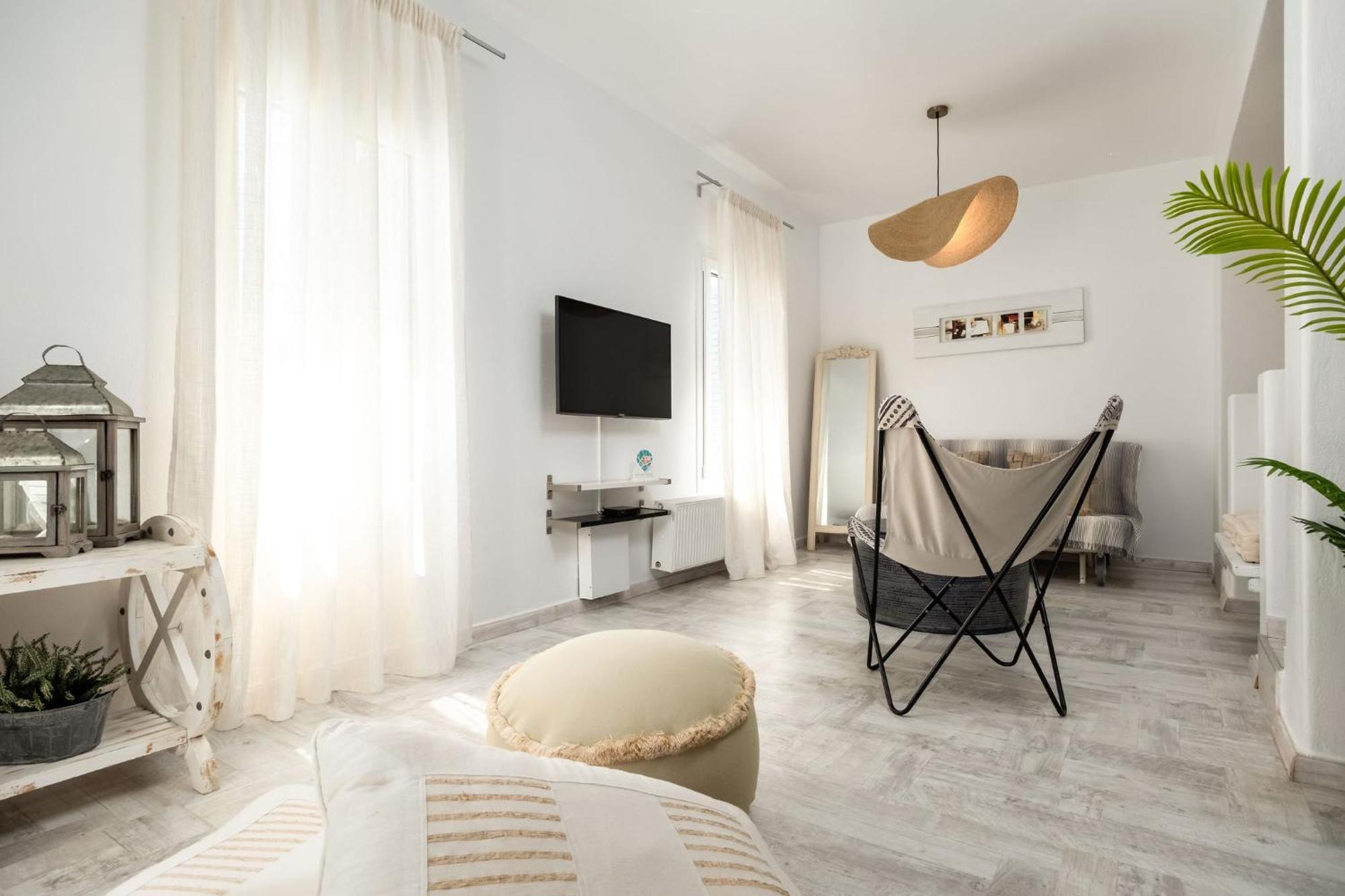 Azzurro Bianco Suites Páros Eksteriør bilde