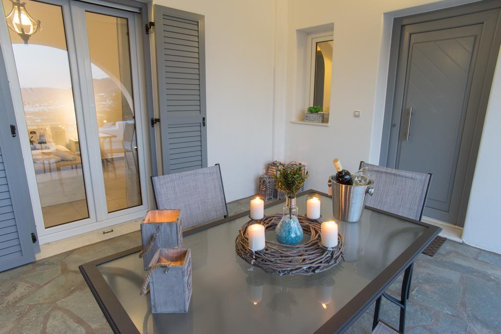 Azzurro Bianco Suites Páros Eksteriør bilde