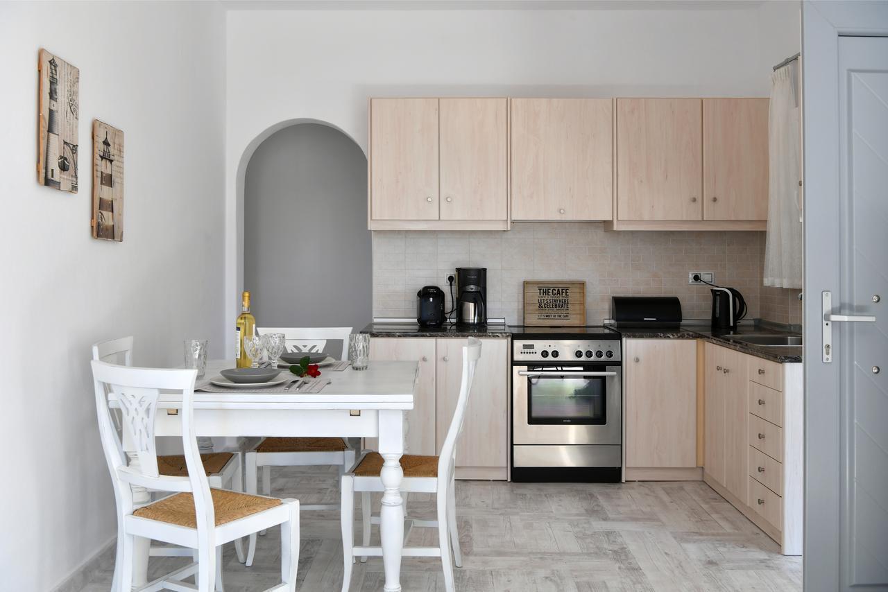 Azzurro Bianco Suites Páros Eksteriør bilde