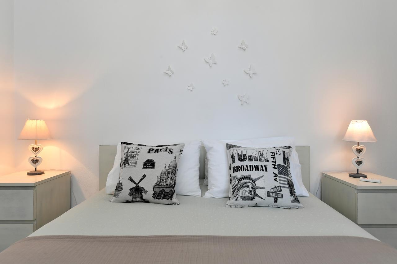Azzurro Bianco Suites Páros Eksteriør bilde